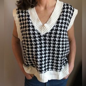 Houndstooth Vest